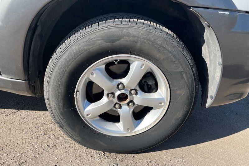 Mazda Tribute  2005