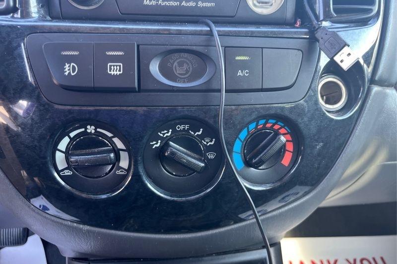 Mazda Tribute  2005