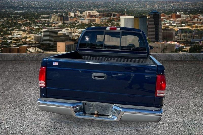 Dodge Dakota  2004