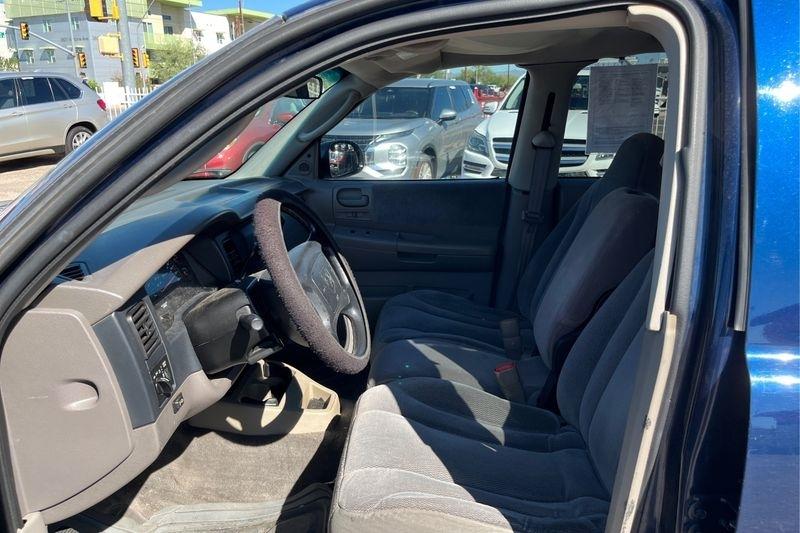 Dodge Dakota  2004