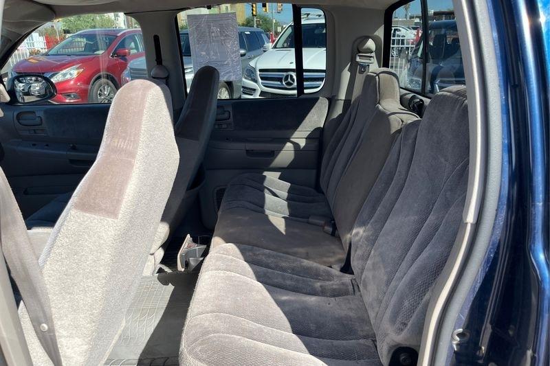 Dodge Dakota  2004