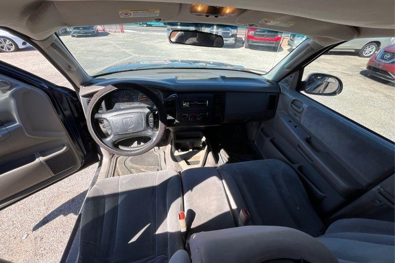 Dodge Dakota  2004