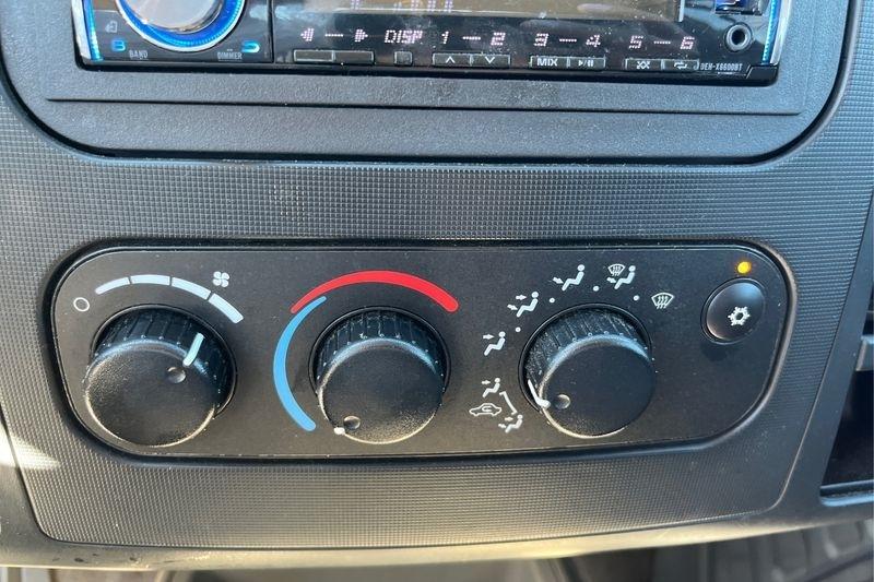 Dodge Dakota  2004
