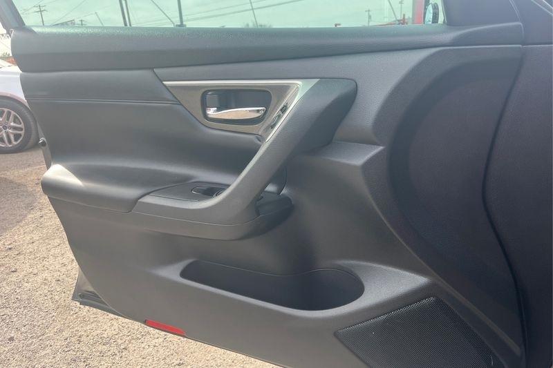Nissan Altima  2015