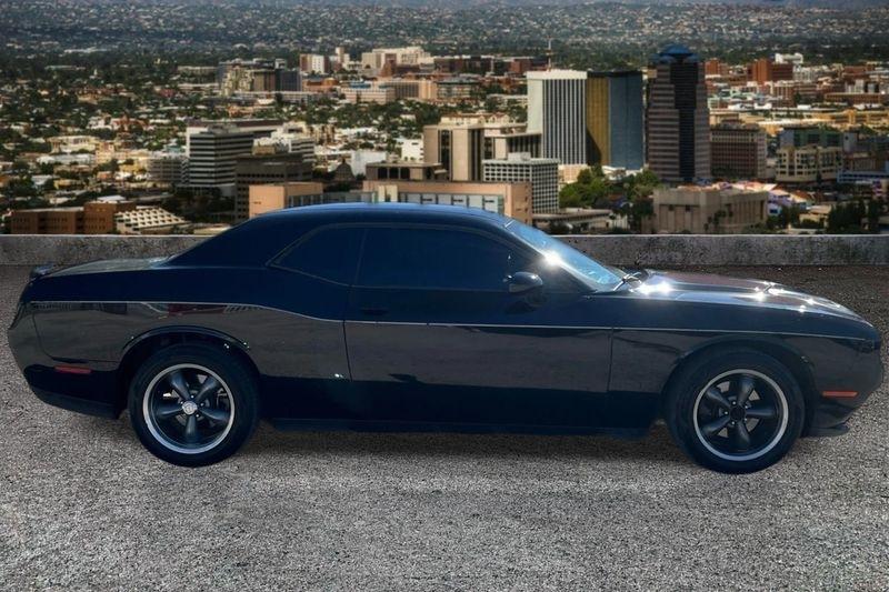 Dodge Challenger  2017