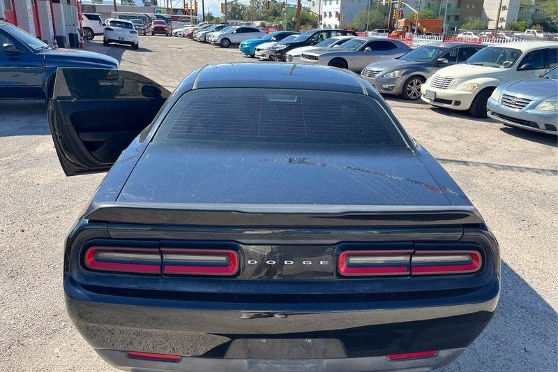 Dodge Challenger  2017