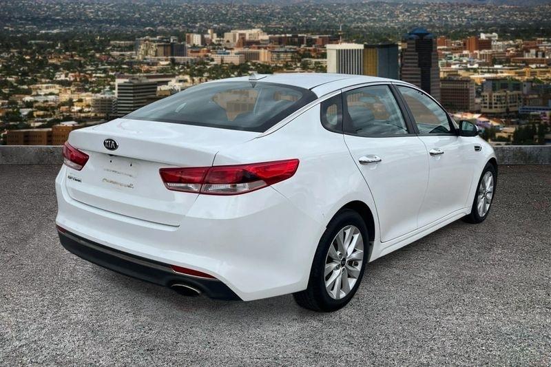 Kia Optima  2016