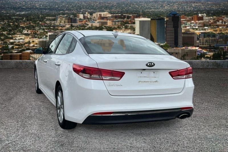 Kia Optima  2016