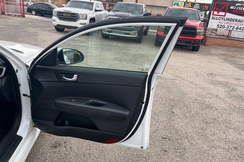 Kia Optima  2016