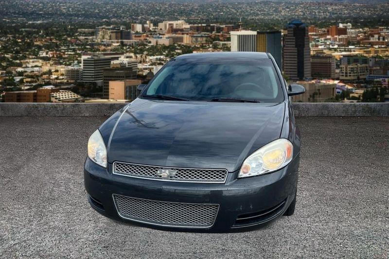 Chevrolet Impala Limited photo 8