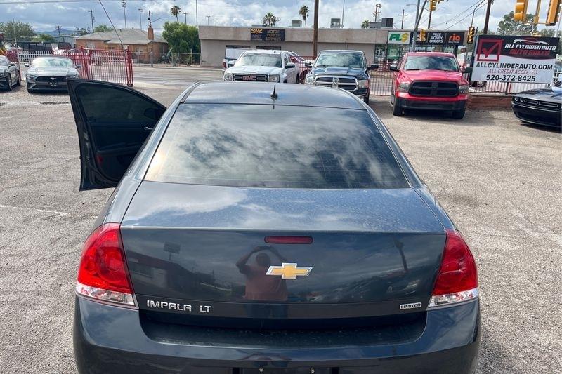 Chevrolet Impala Limited photo 23