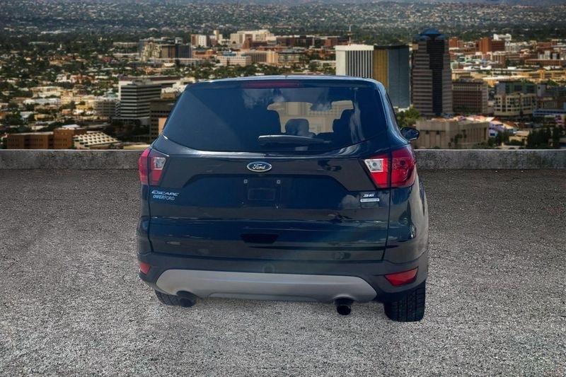 Ford Escape photo 5