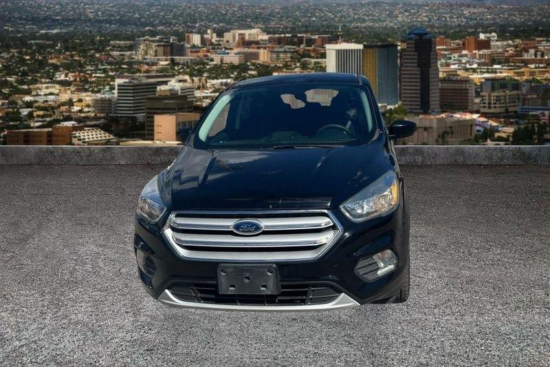 Ford Escape photo 8