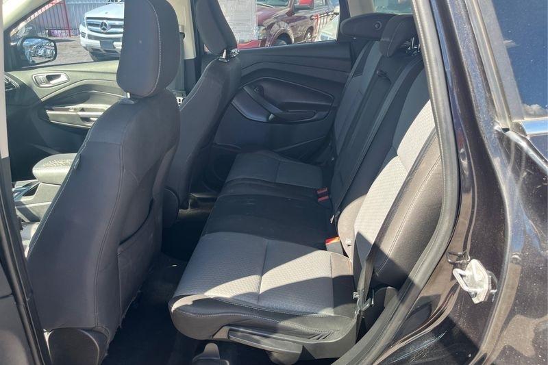 Ford Escape photo 10