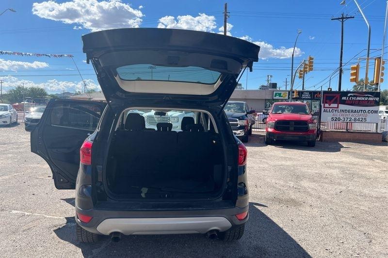 Ford Escape photo 11