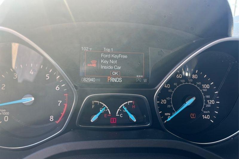 Ford Escape photo 16