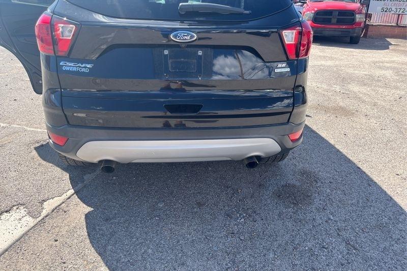 Ford Escape photo 23