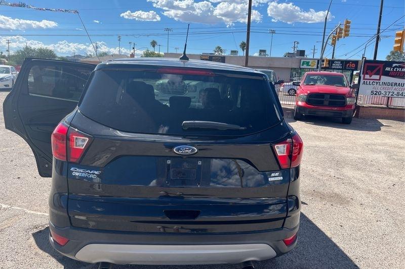 Ford Escape photo 24