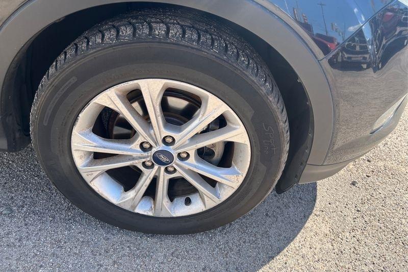 Ford Escape photo 25