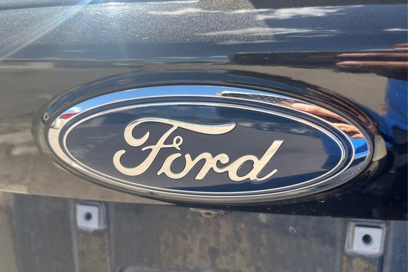 Ford Escape photo 27