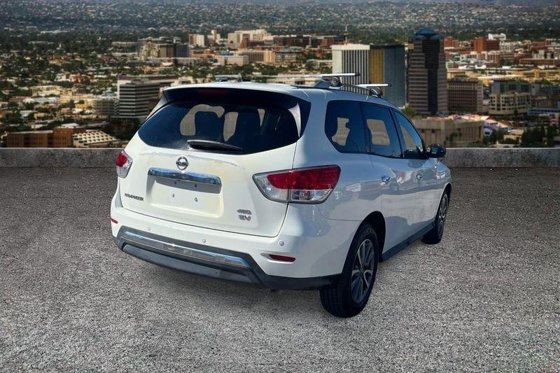 Nissan Pathfinder  2016