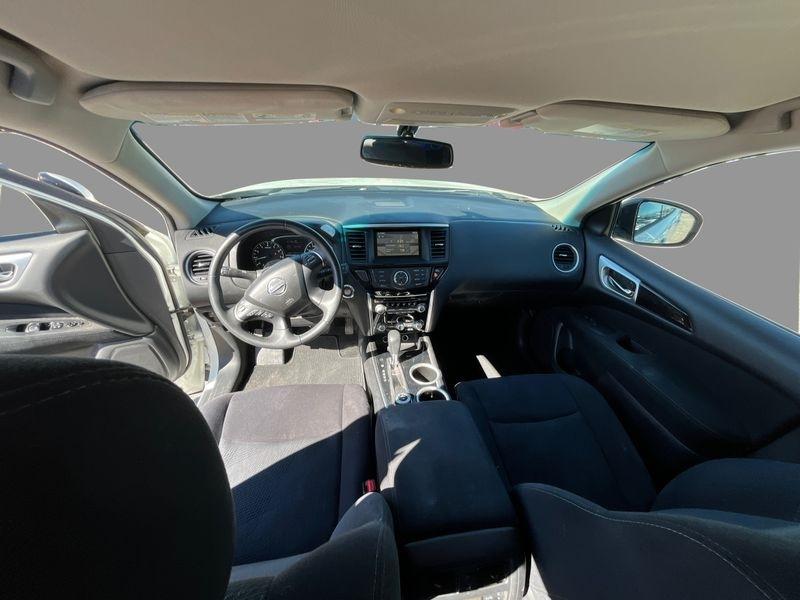 Nissan Pathfinder  2016