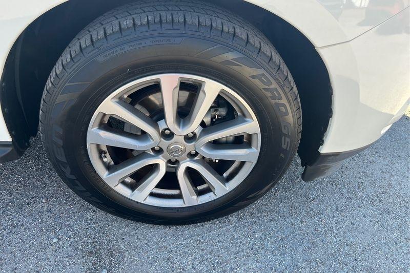 Nissan Pathfinder  2016