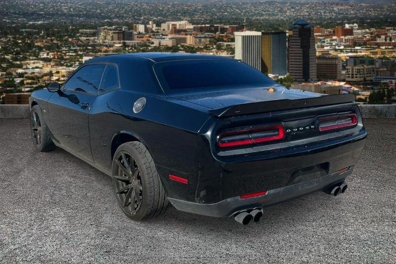 Dodge Challenger  2016
