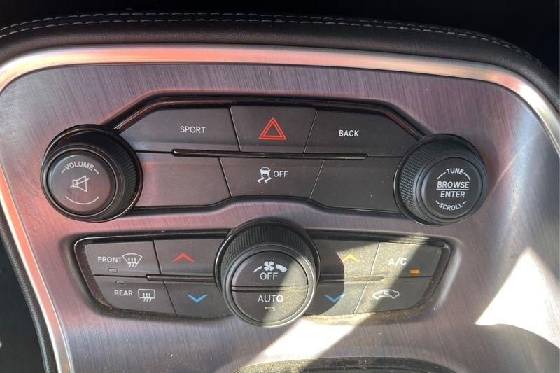 Dodge Challenger  2016