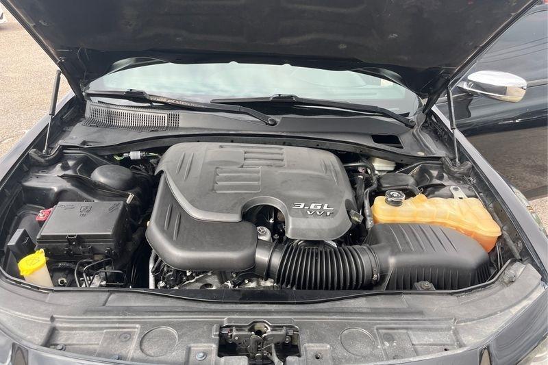 Chrysler 300 photo 22