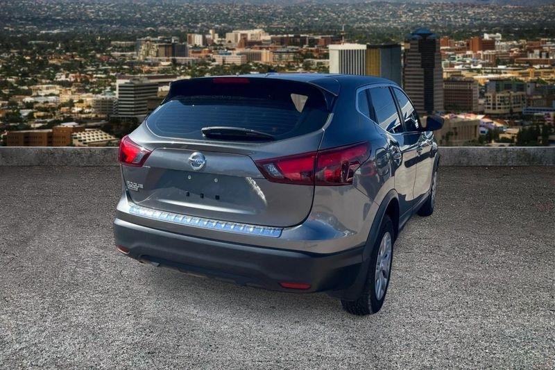 Nissan Rogue Sport  2018