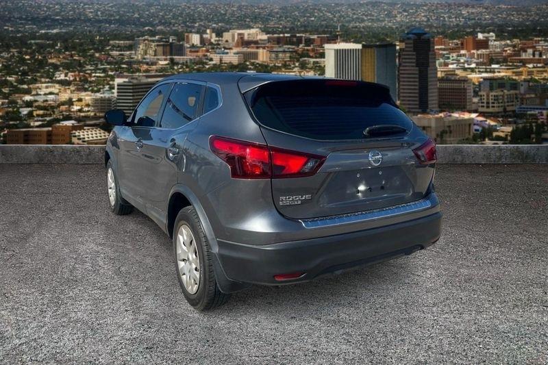 Nissan Rogue Sport  2018