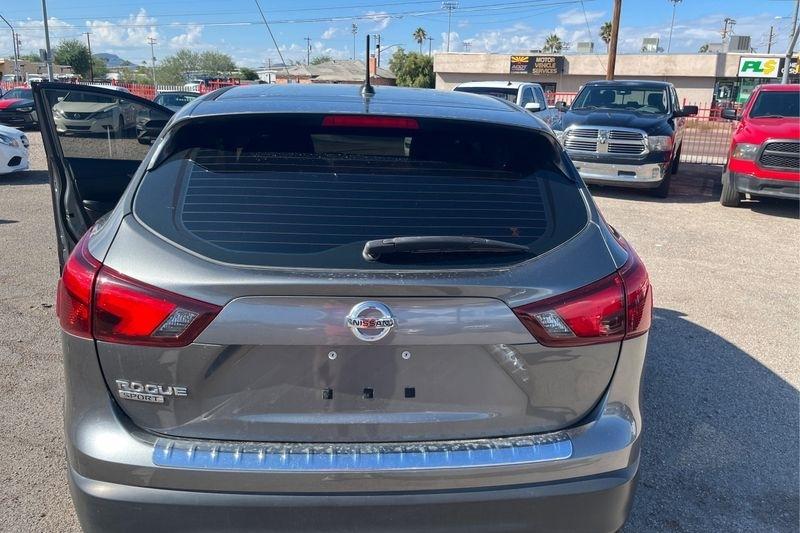Nissan Rogue Sport  2018