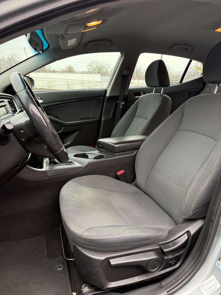 Kia Optima Hybrid LX 2016