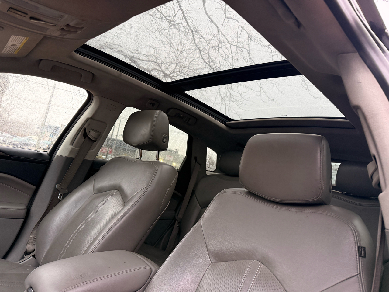 Cadillac SRX Premium AWD 2012