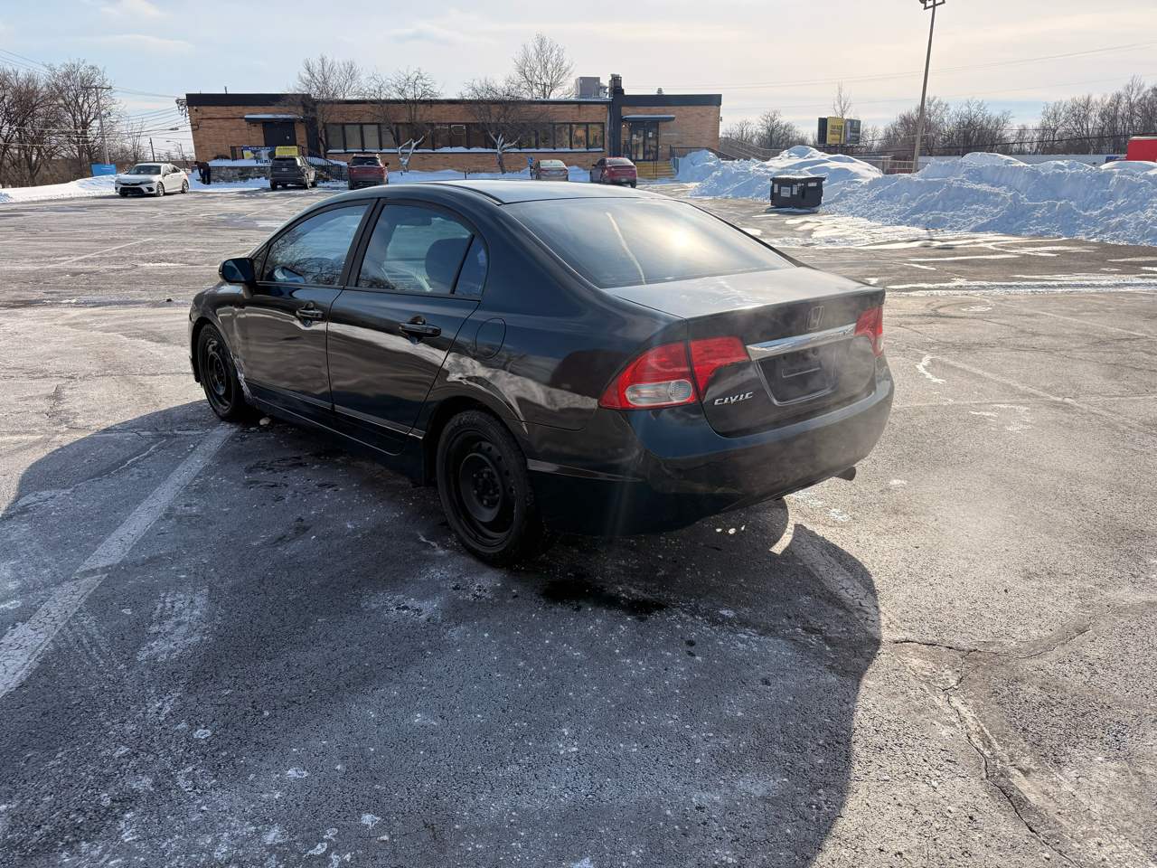 Honda Civic 4dr Sdn LX Auto 2010