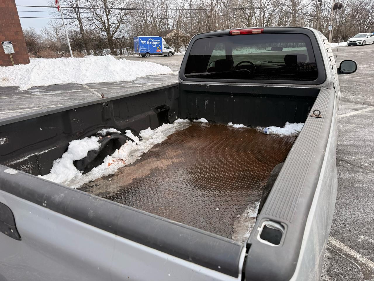 Ford F-150 XL SuperCab Short Bed 2WD 2002