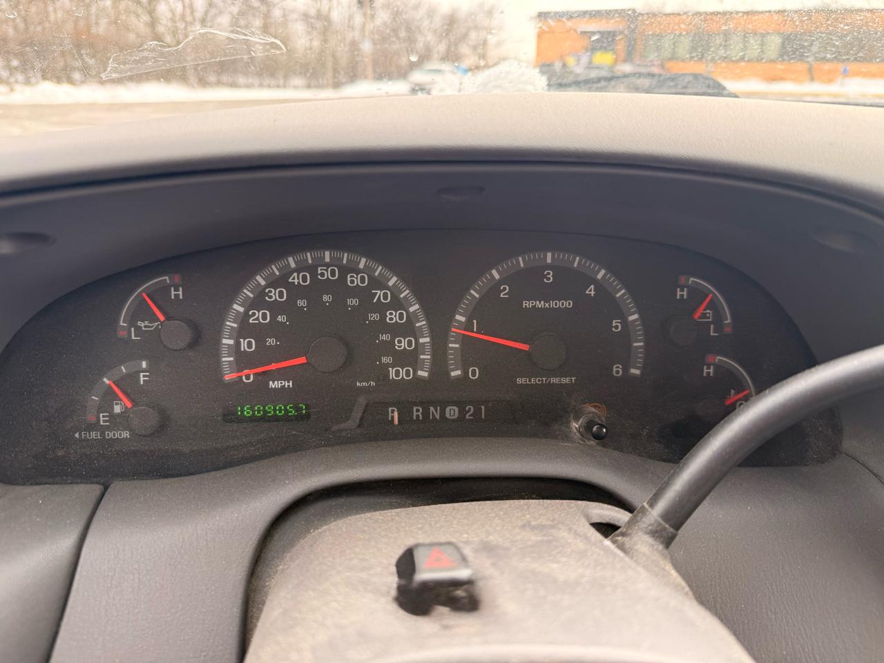 Ford F-150 XL SuperCab Short Bed 2WD 2002