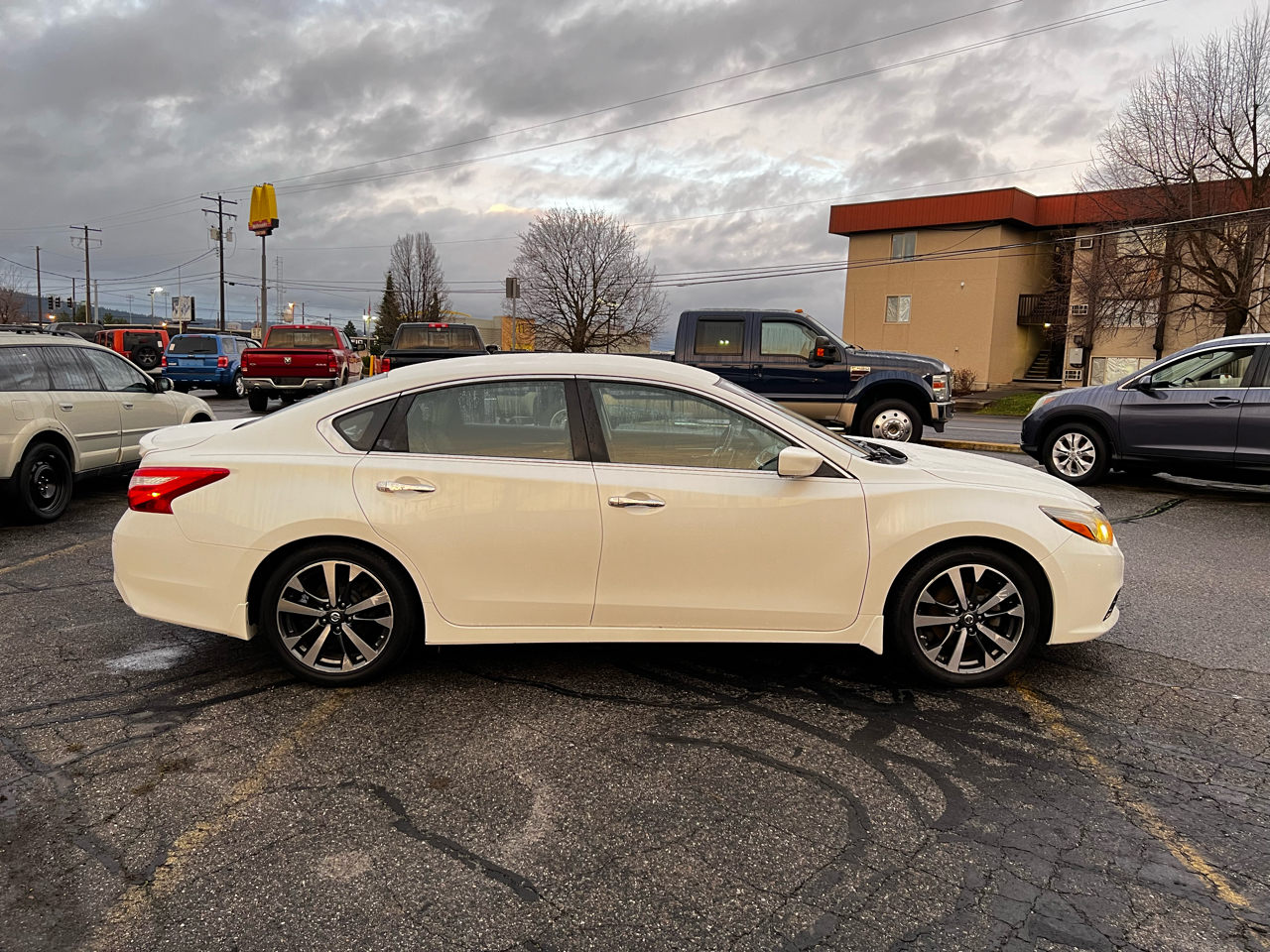 Nissan Altima 2.5 SR 2016