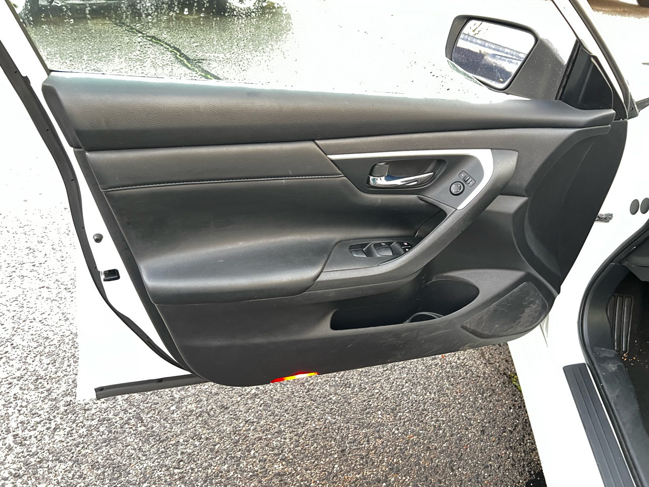 Nissan Altima 2.5 SR 2016