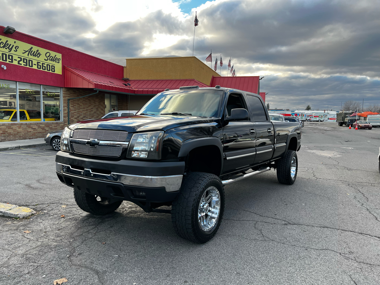 Chevrolet Silverado 2500HD LT Crew Cab Long Bed 4WD 2004