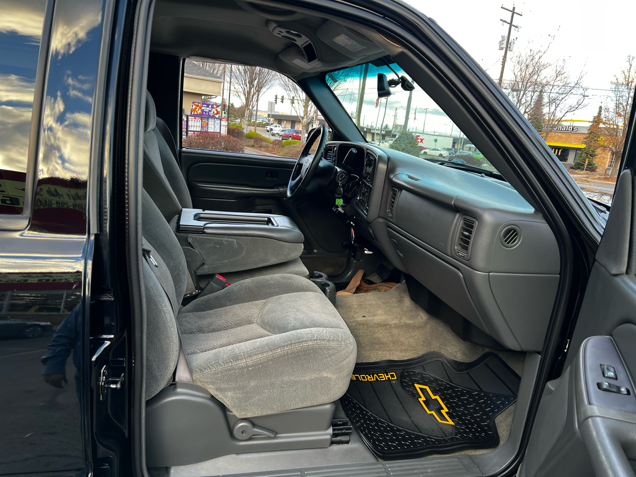 Chevrolet Silverado 2500HD LT Crew Cab Long Bed 4WD 2004