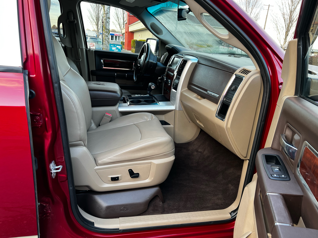 RAM 1500 Sport Crew Cab 4WD 2011