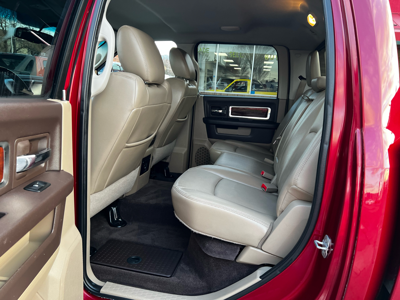 RAM 1500 Sport Crew Cab 4WD 2011