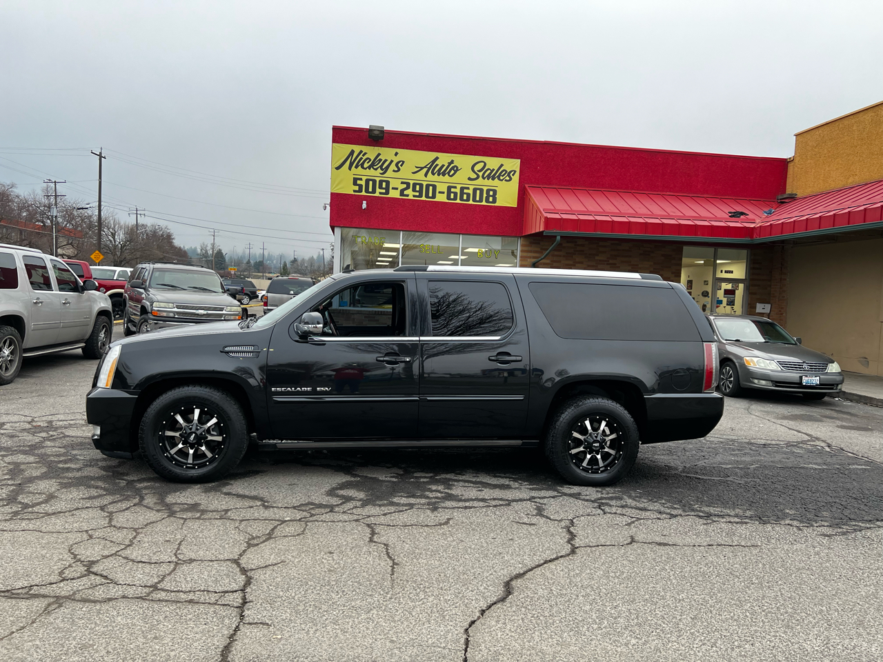 2013 Cadillac Escalade ESV AWD Premium