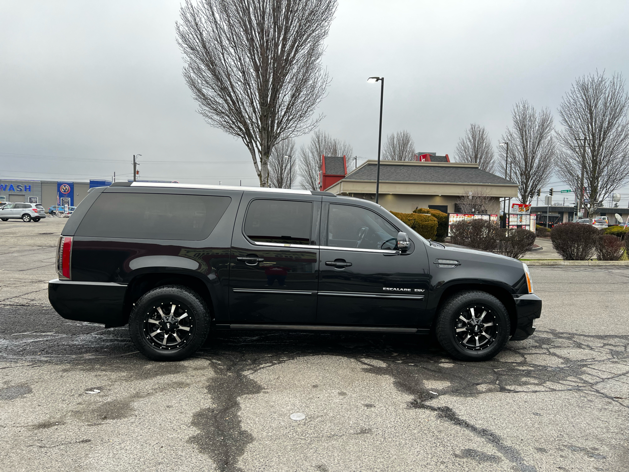 Cadillac Escalade ESV AWD Premium 2013