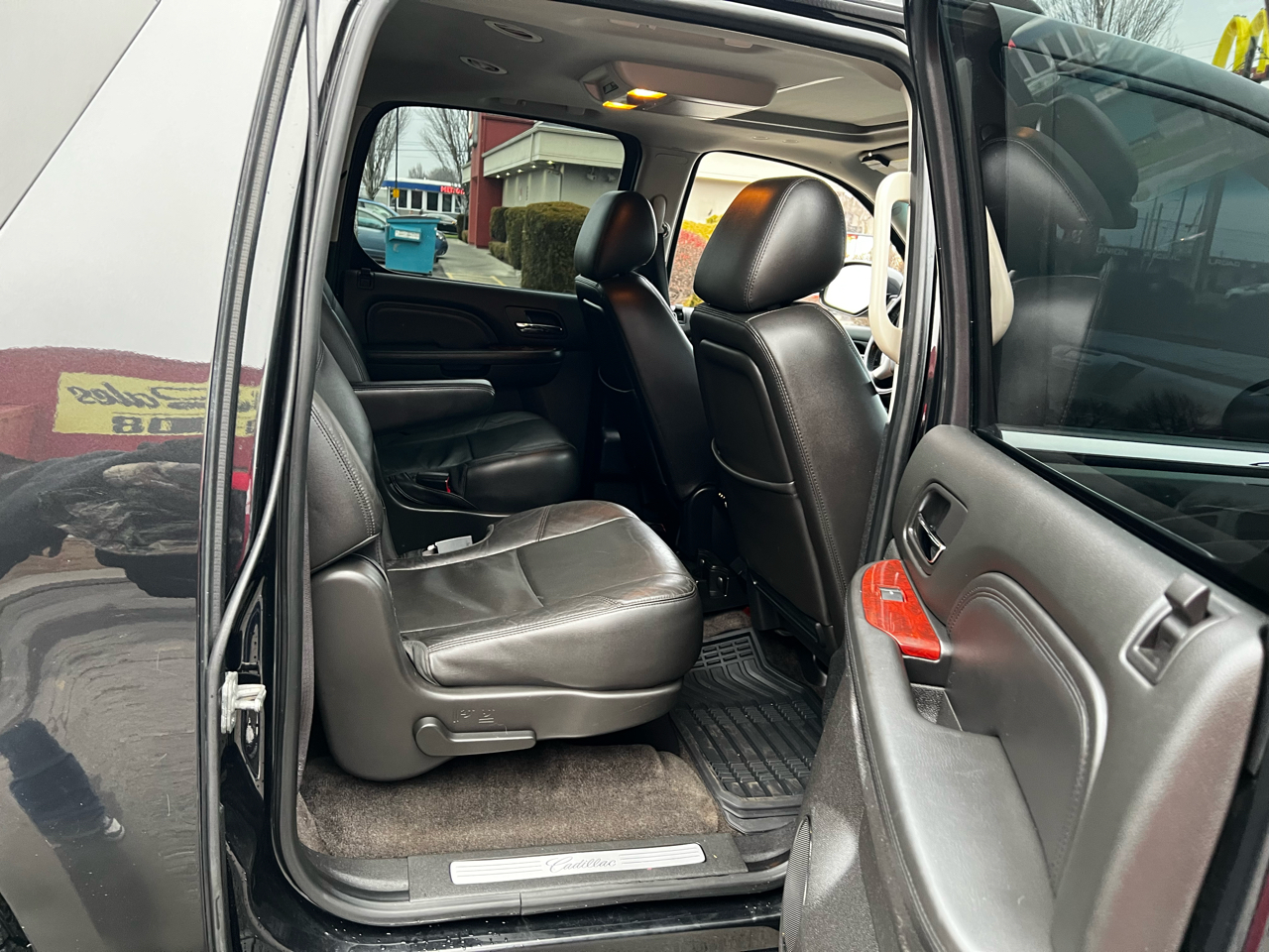 Cadillac Escalade ESV AWD Premium 2013