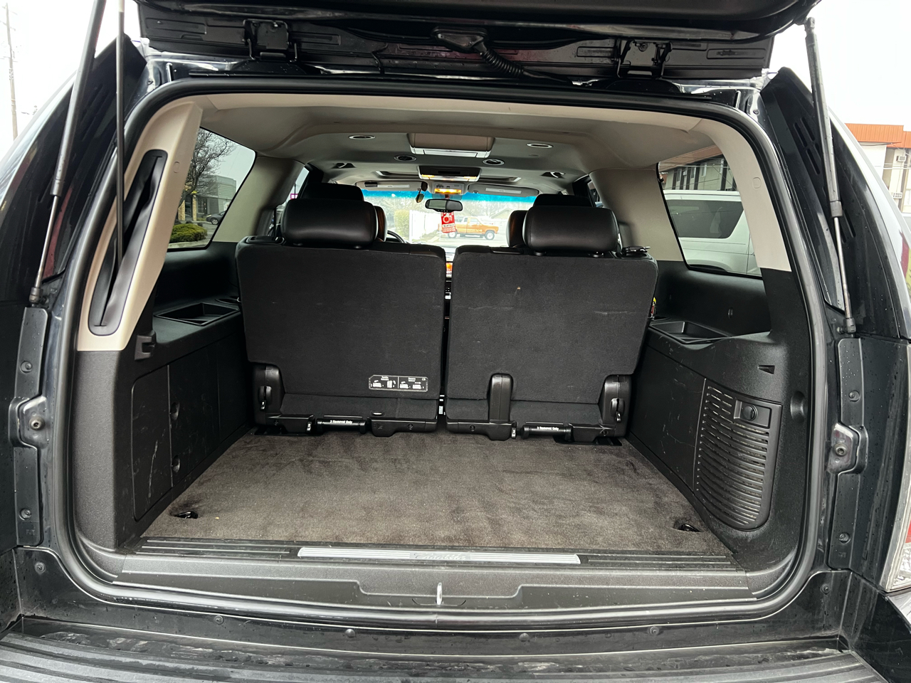 Cadillac Escalade ESV AWD Premium 2013