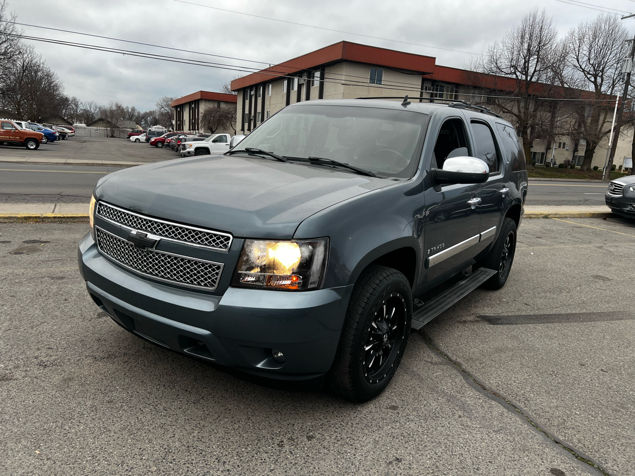 Chevrolet Tahoe LTZ 4D SUV 4WD 2008