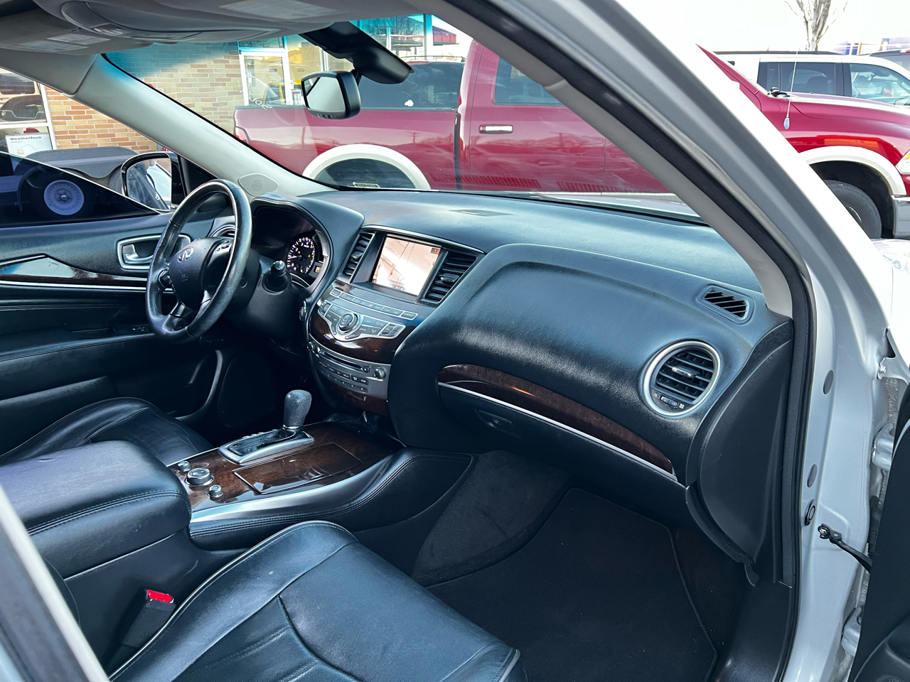 Infiniti JX FWD 2013